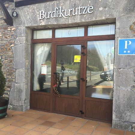 Burdi -Kurutze Pension Urquiola Εξωτερικό φωτογραφία