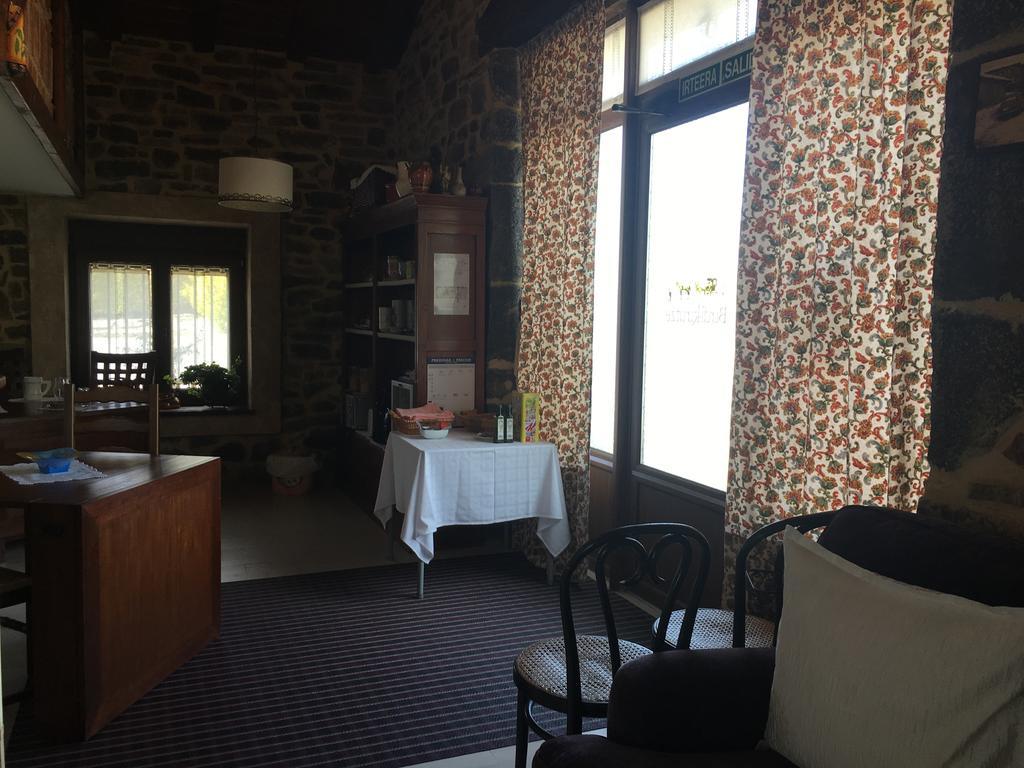 Burdi -Kurutze Pension Urquiola Εξωτερικό φωτογραφία